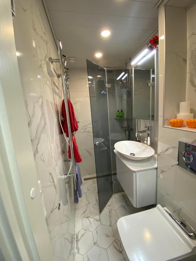 Lovely Studio In Kallio Гельсінкі Екстер'єр фото